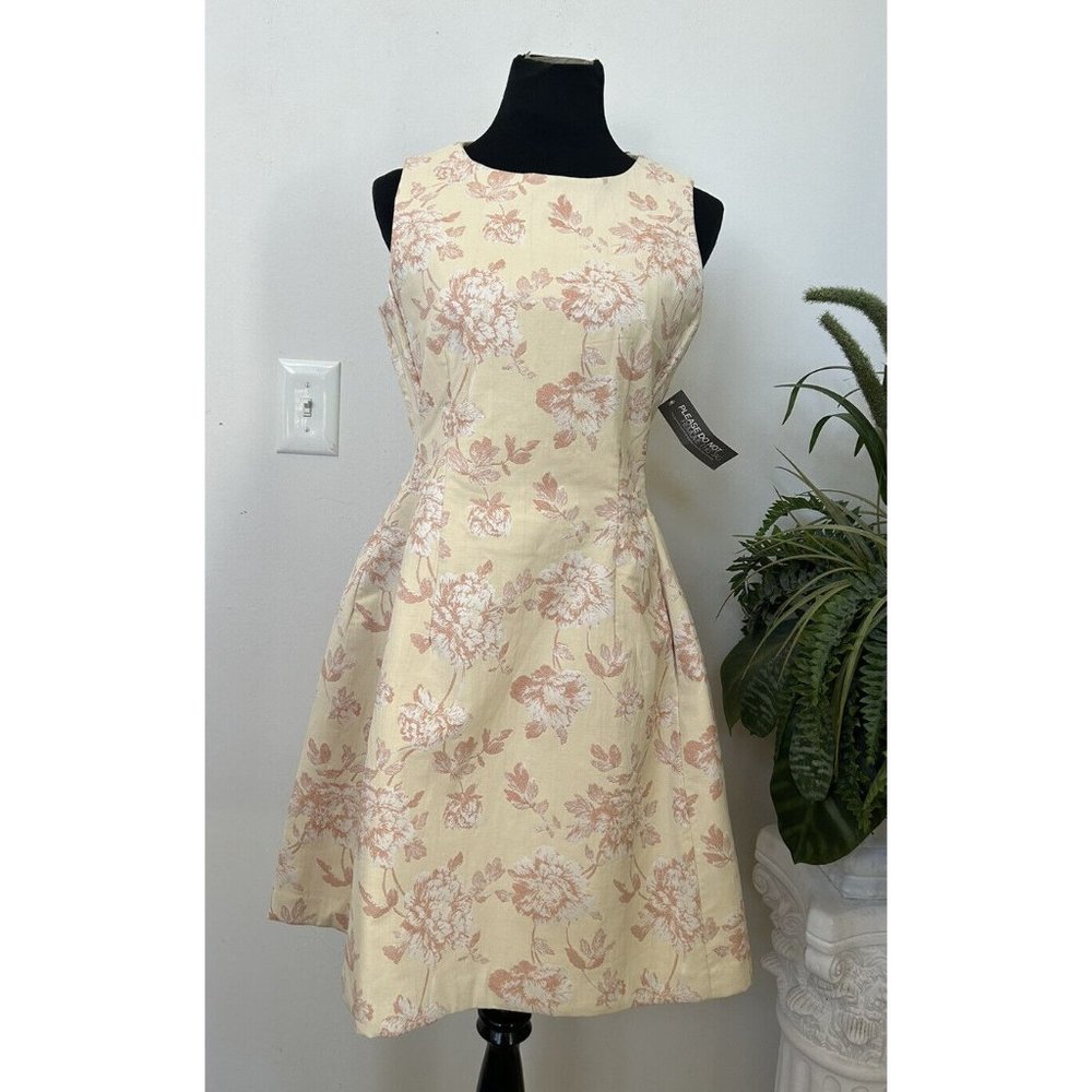 NWT Eva Mandes NY&C Womens Sleeveless Yellow Floral Curvy Fit Flare Dress Sz 10